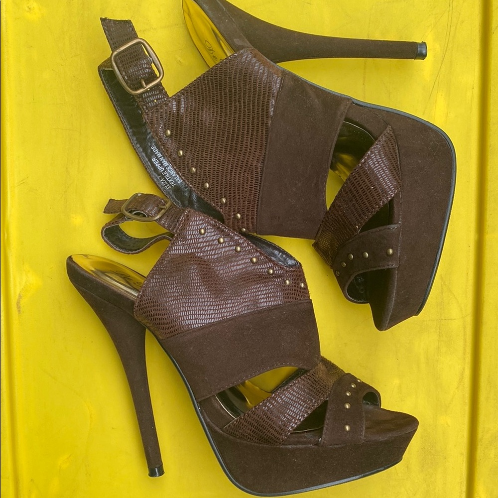 Elegant Brown Stiletto Heels